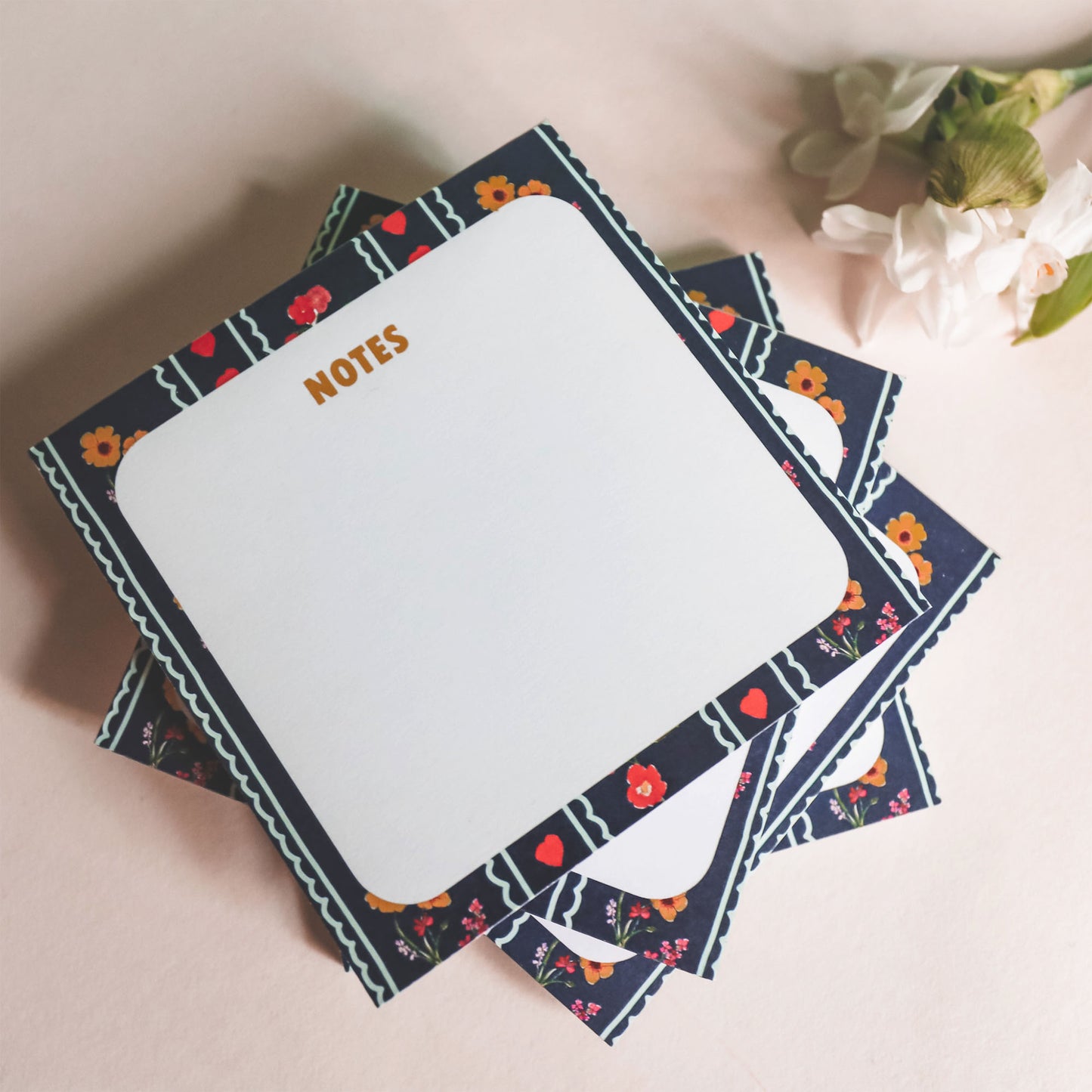 Bloc note “Moments au Cottage” – 9×9 cm
