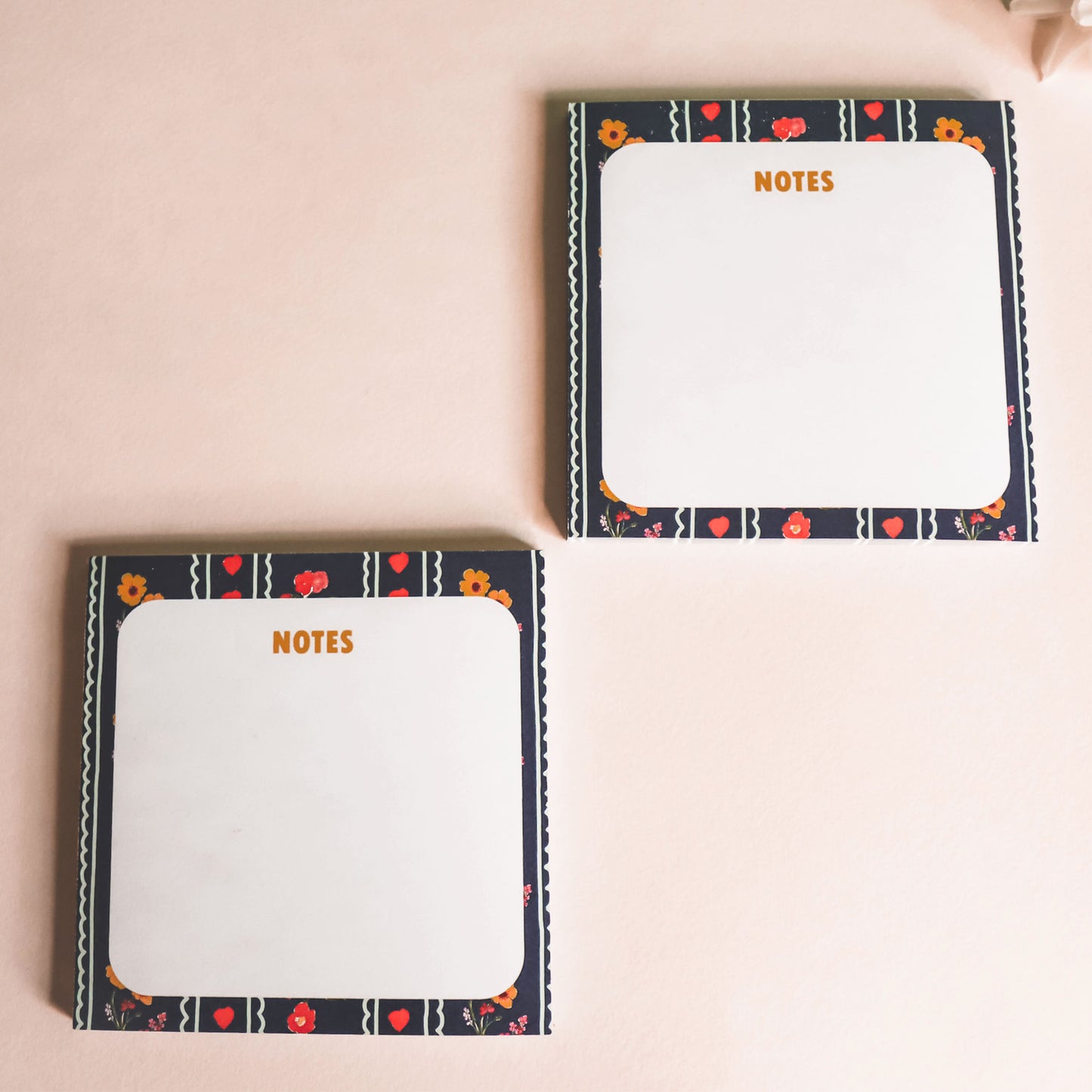 Bloc note “Moments au Cottage” – 9×9 cm